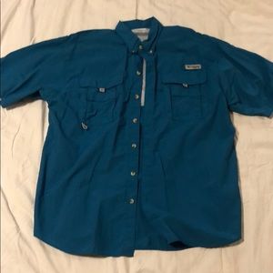 Columbia PFG fishing shirt. Size m